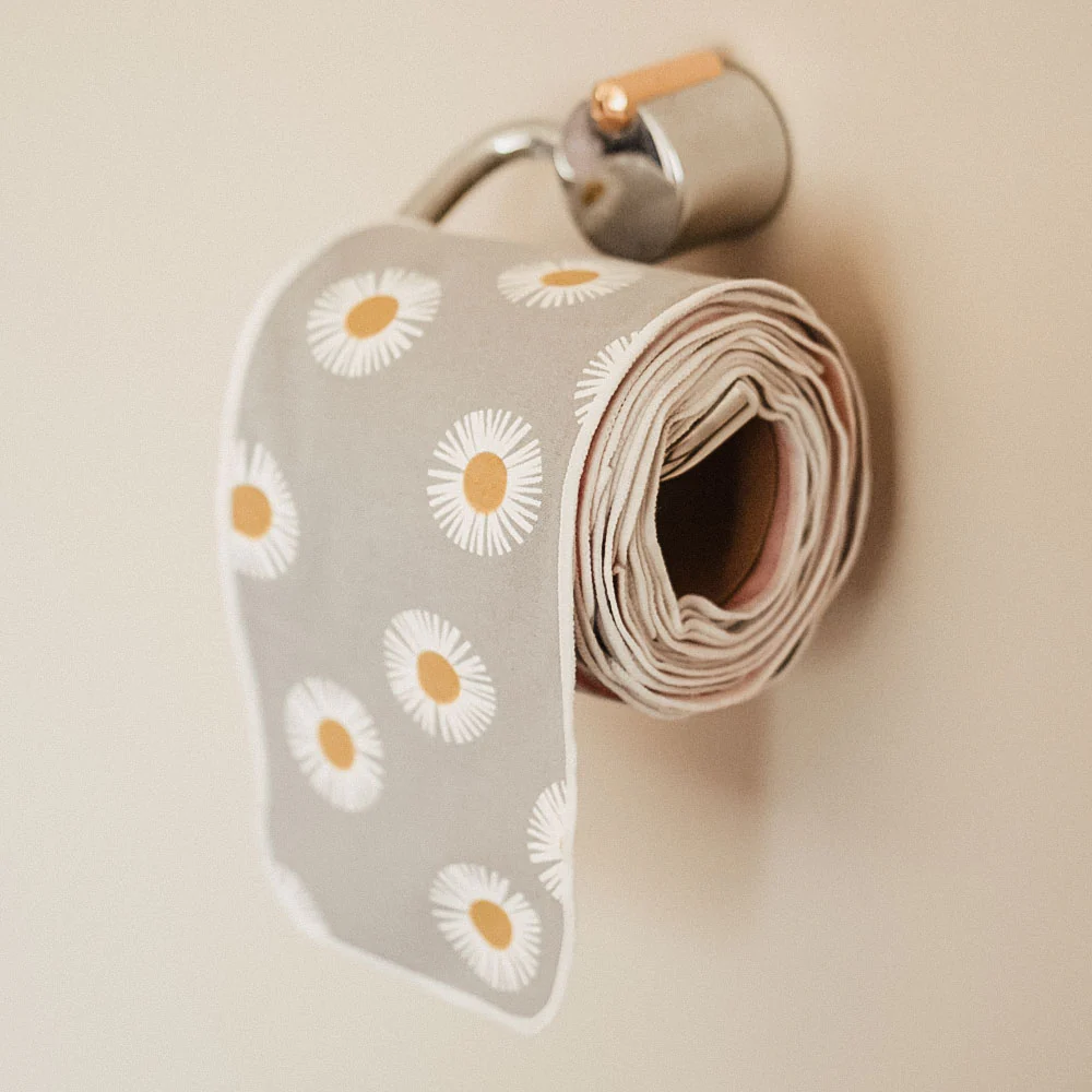 hung-on-wall-reusable-family-cloth-unpaper-toilet-paper-1000x1000